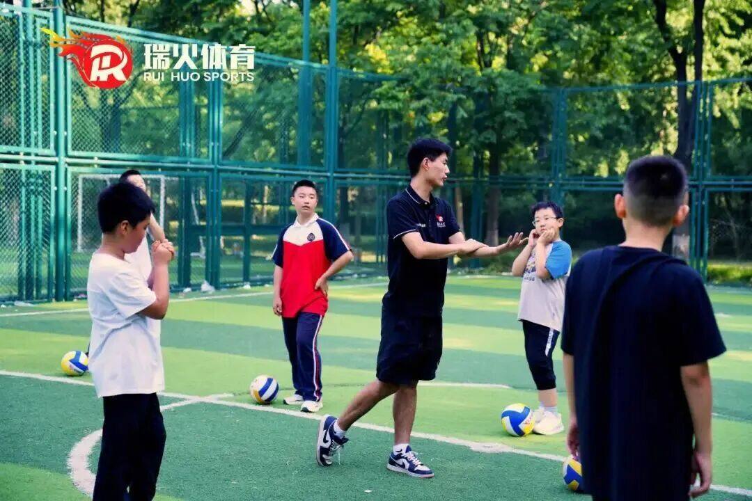 郑州2026届新初三学生暑期训练规划指南 